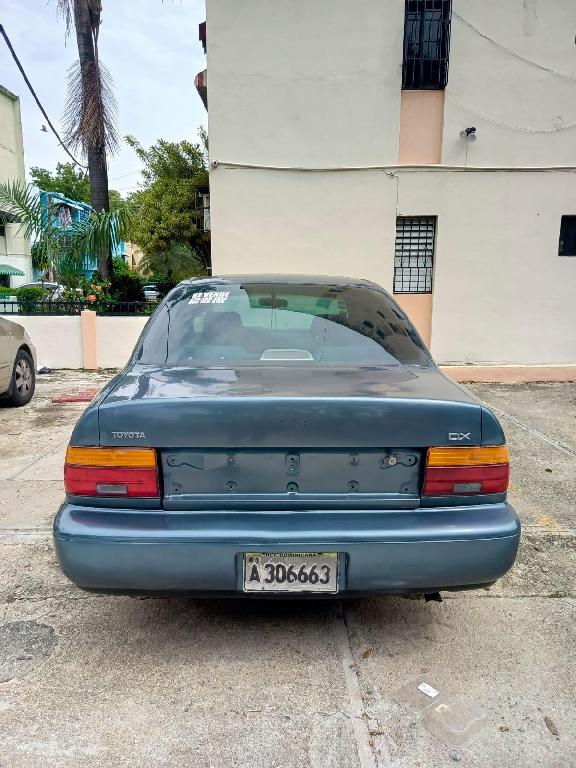 Vendo Toyota Corolla 94 en Santo Domingo Este Foto 7230046-2.jpg