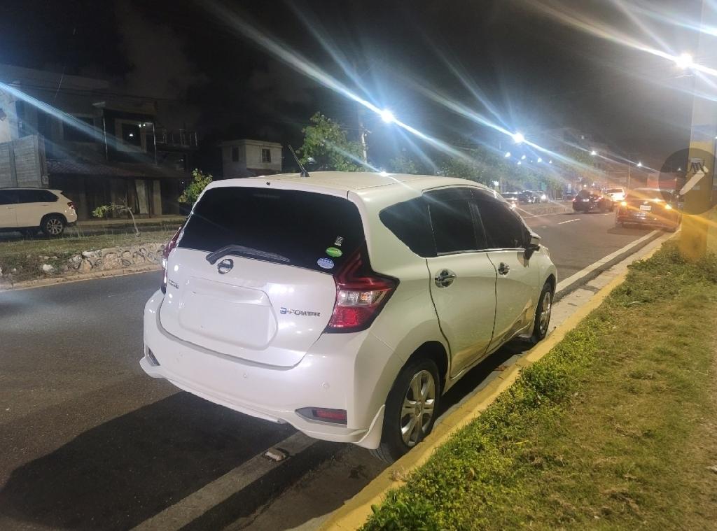 Nissan note E-power 2018 610000 en Santo Domingo Este Foto 7231875-3.jpg