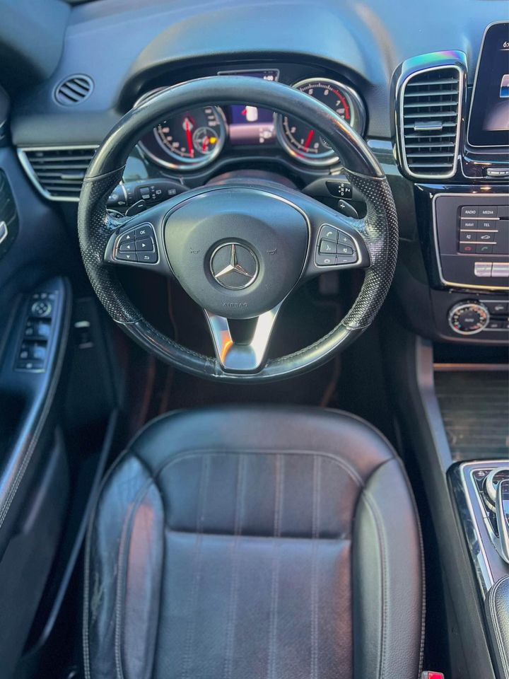 Mercedes Benz GLE350 2018 Foto 7233500-7.jpg