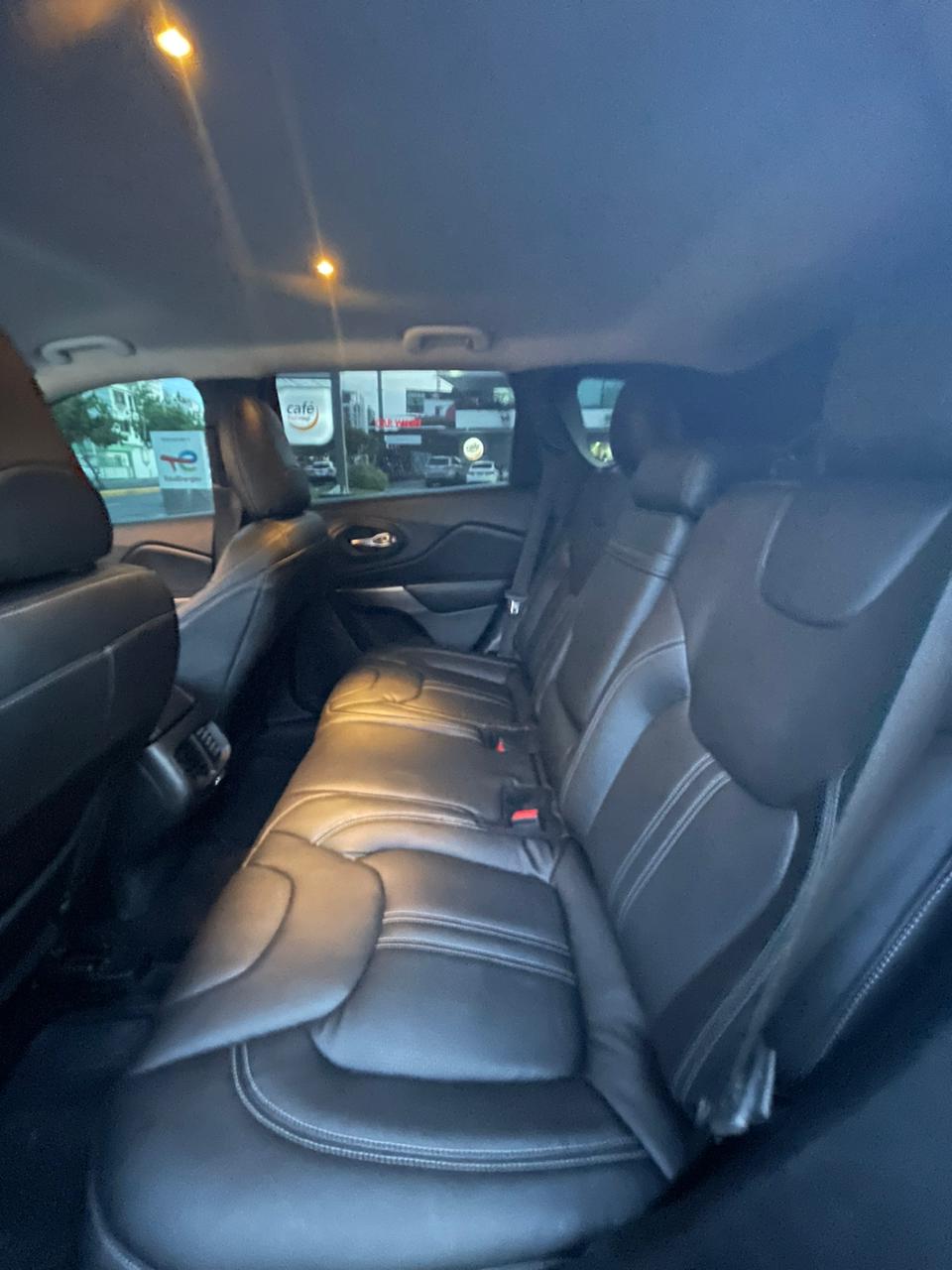 Jeep Cherokee Latitude 2019 en Santo Domingo DN Foto 7235170-4.jpg