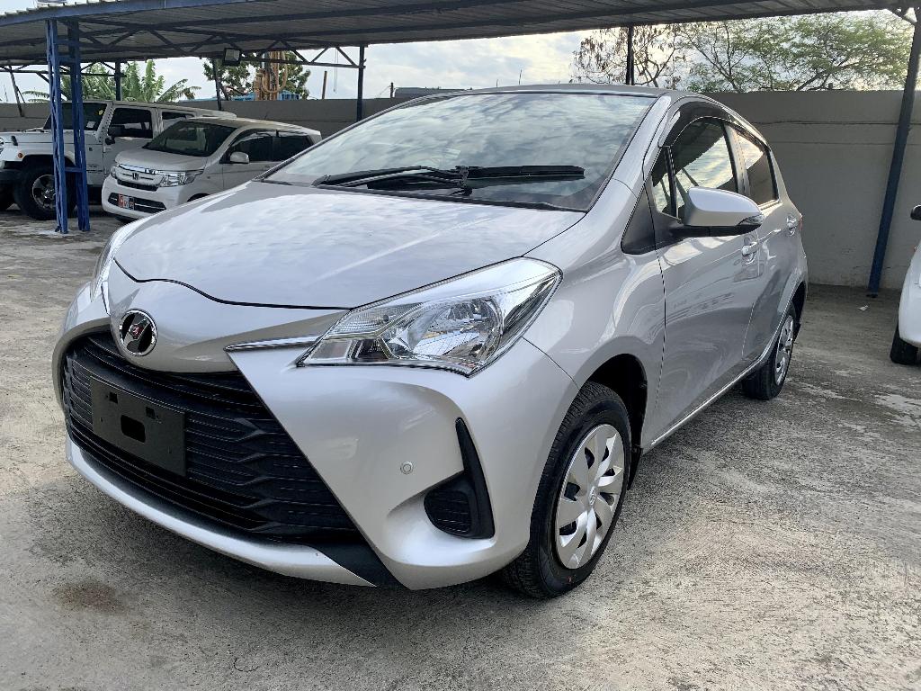 Toyota Vitz 2018 Financiamiento disponible  Foto 7235482-2.jpg