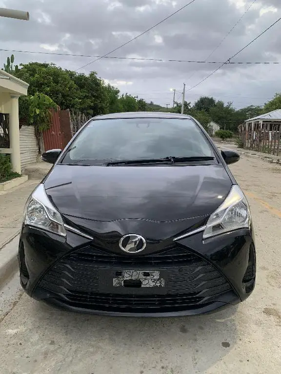 Toyota vitz 2019 4x4 en San Juan Foto 7238984-3.jpg