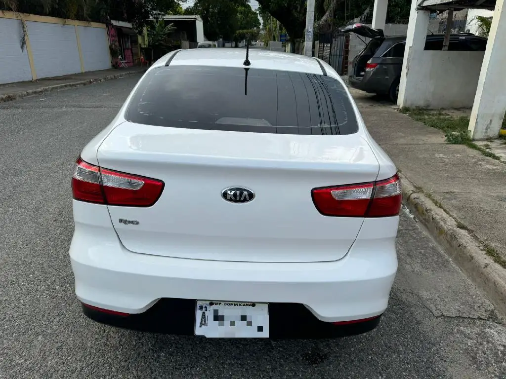 Se vende Kia Rio 2016 XL Full  560000 en San Cristóbal Foto 7239293-8.jpg