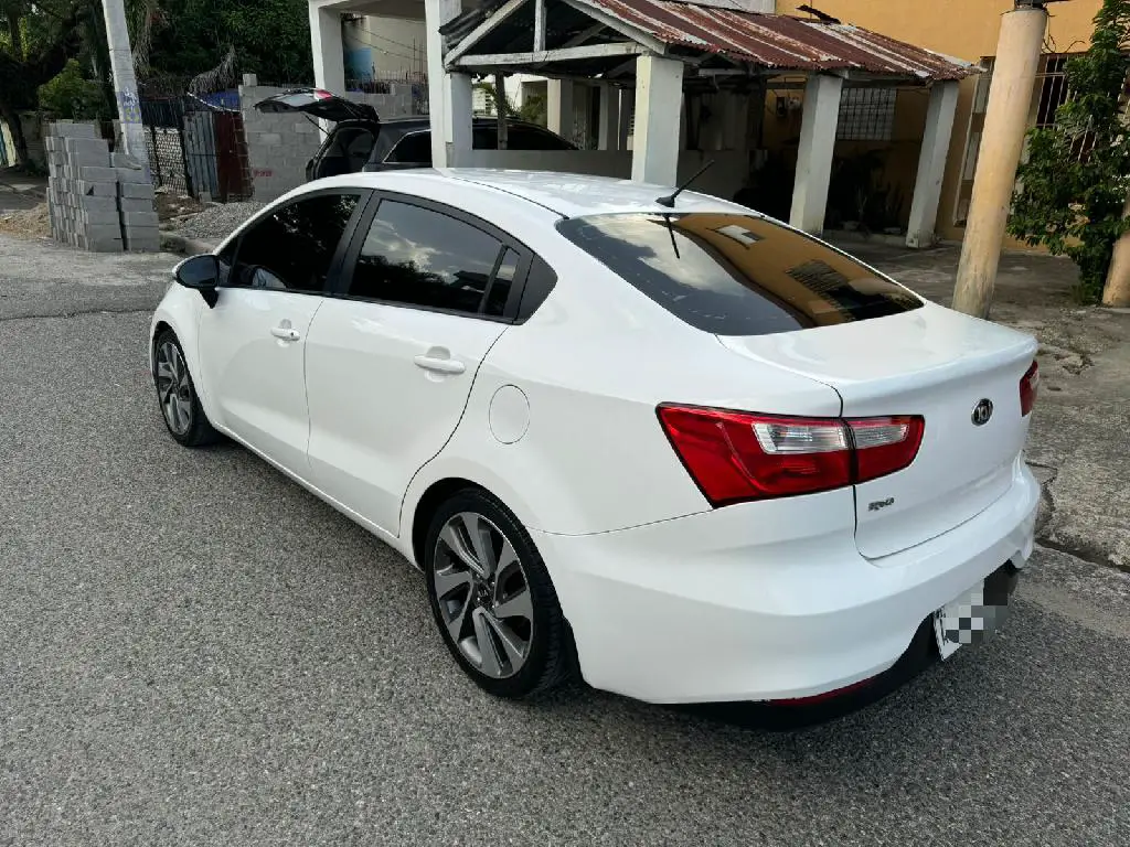 Se vende Kia Rio 2016 XL Full  560000 en San Cristóbal Foto 7239293-9.jpg