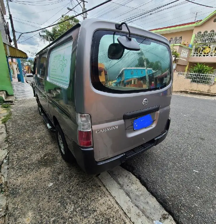 Nissan caravan 2011 Diesel  Foto 7239476-1.jpg