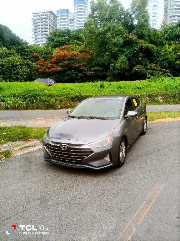 Se Vende Hyundai Elantra 2019 en Excelente Estado! Foto 7240188-2.jpg