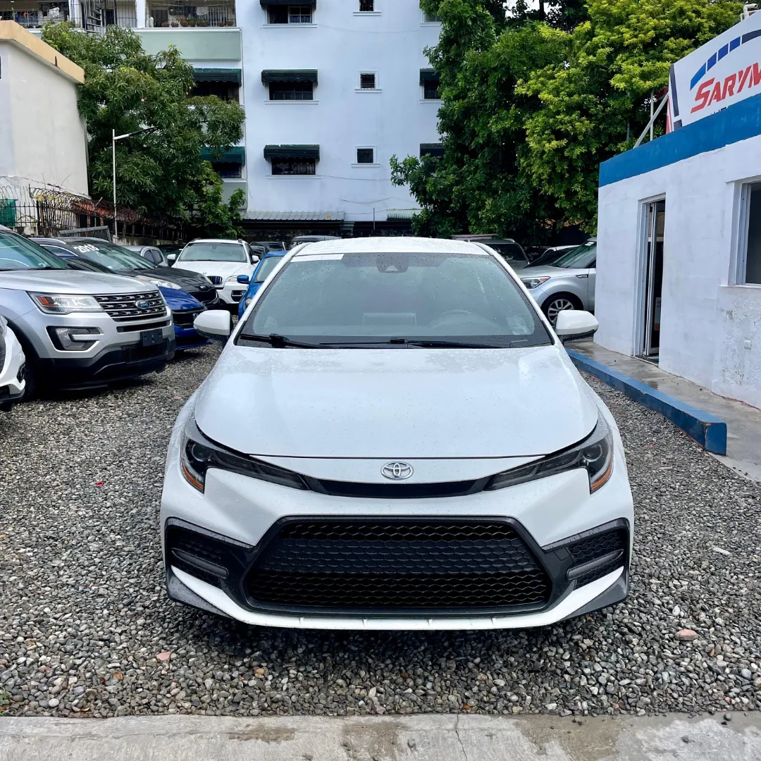 TOYOTA COROLLA SE 2021 en Santo Domingo Este Foto 7240374-1.jpg