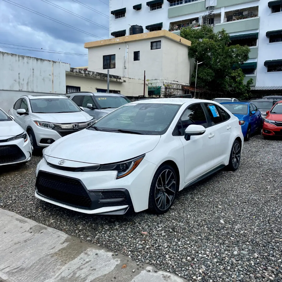 TOYOTA COROLLA SE 2021 en Santo Domingo Este Foto 7240374-3.jpg