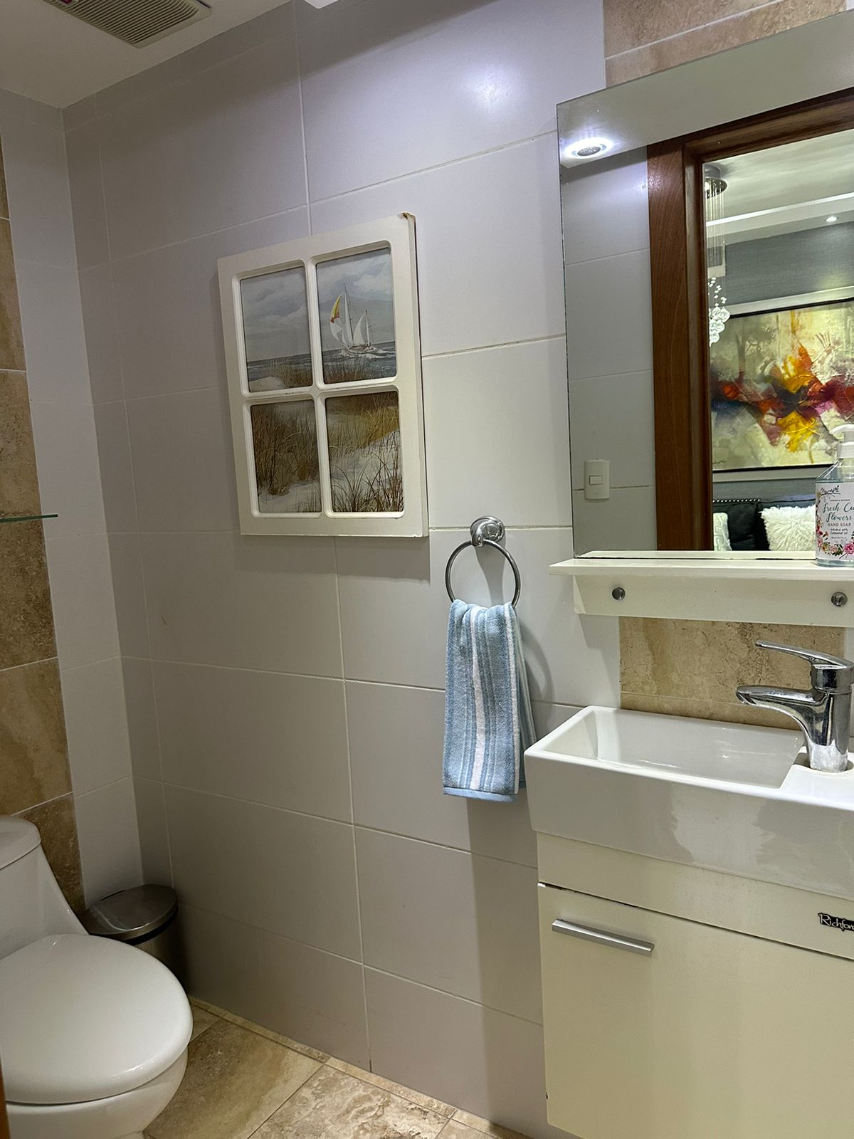 Apartamento En Alquiler De 2 Habitaciones Amueblado En Evaristo Morale Foto 7242040-3.jpg