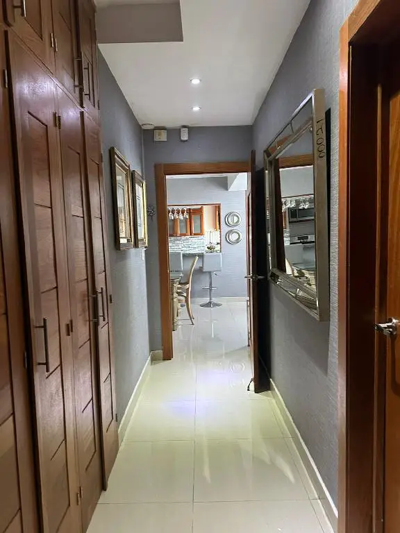 Apartamento En Alquiler De 2 Habitaciones Amueblado En Evaristo Morale Foto 7242040-4.jpg