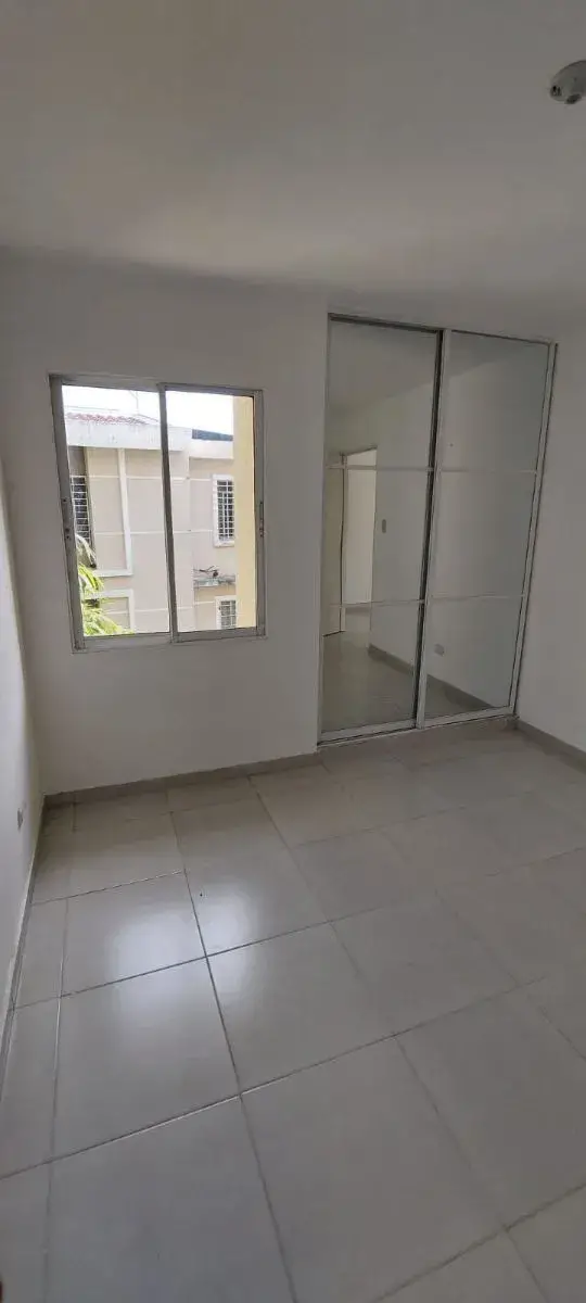 Apartamento en venta en la Jacobo Majluta de 3 habitaciones Foto 7243747-9.jpg