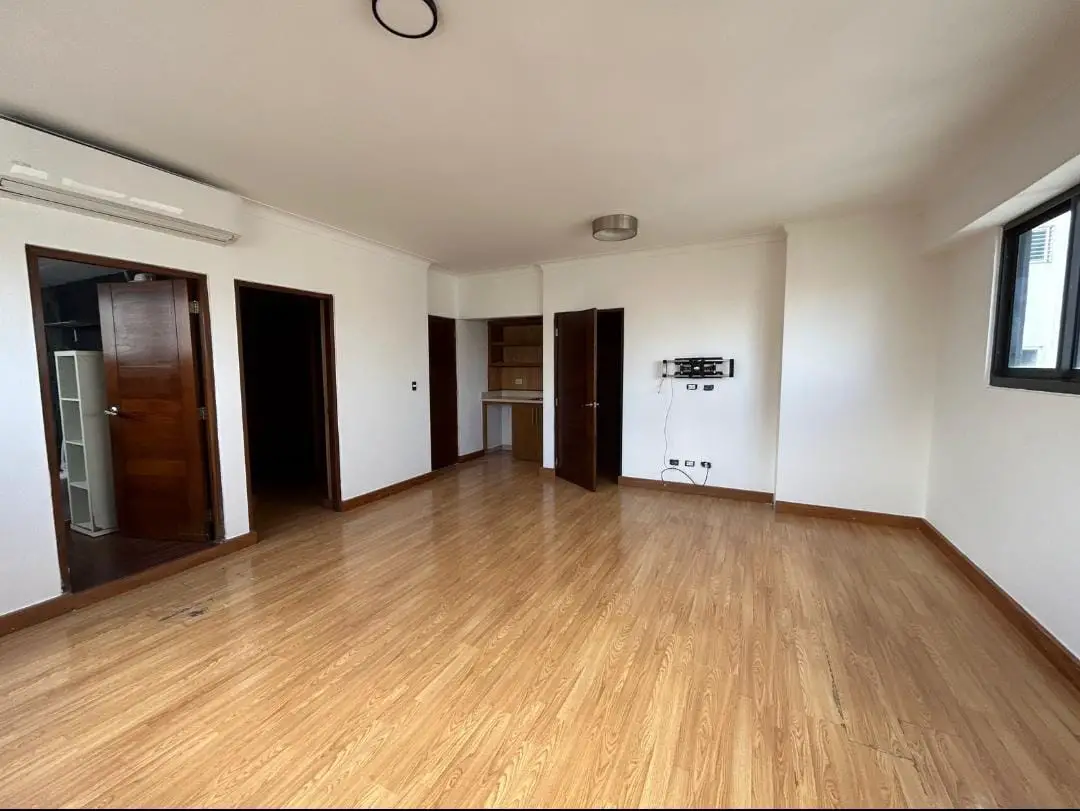 Se vende apartamento ubicado en Ens. Naco Foto 7250694-2.jpg