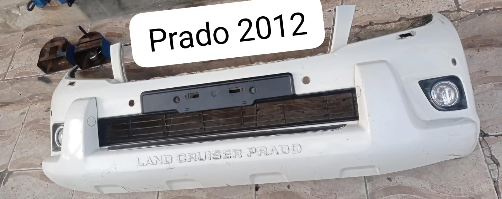 BUMPER DELANTERO TOYOTA LAND CRUISER PRADO 2012 Foto 7251216-1.jpg