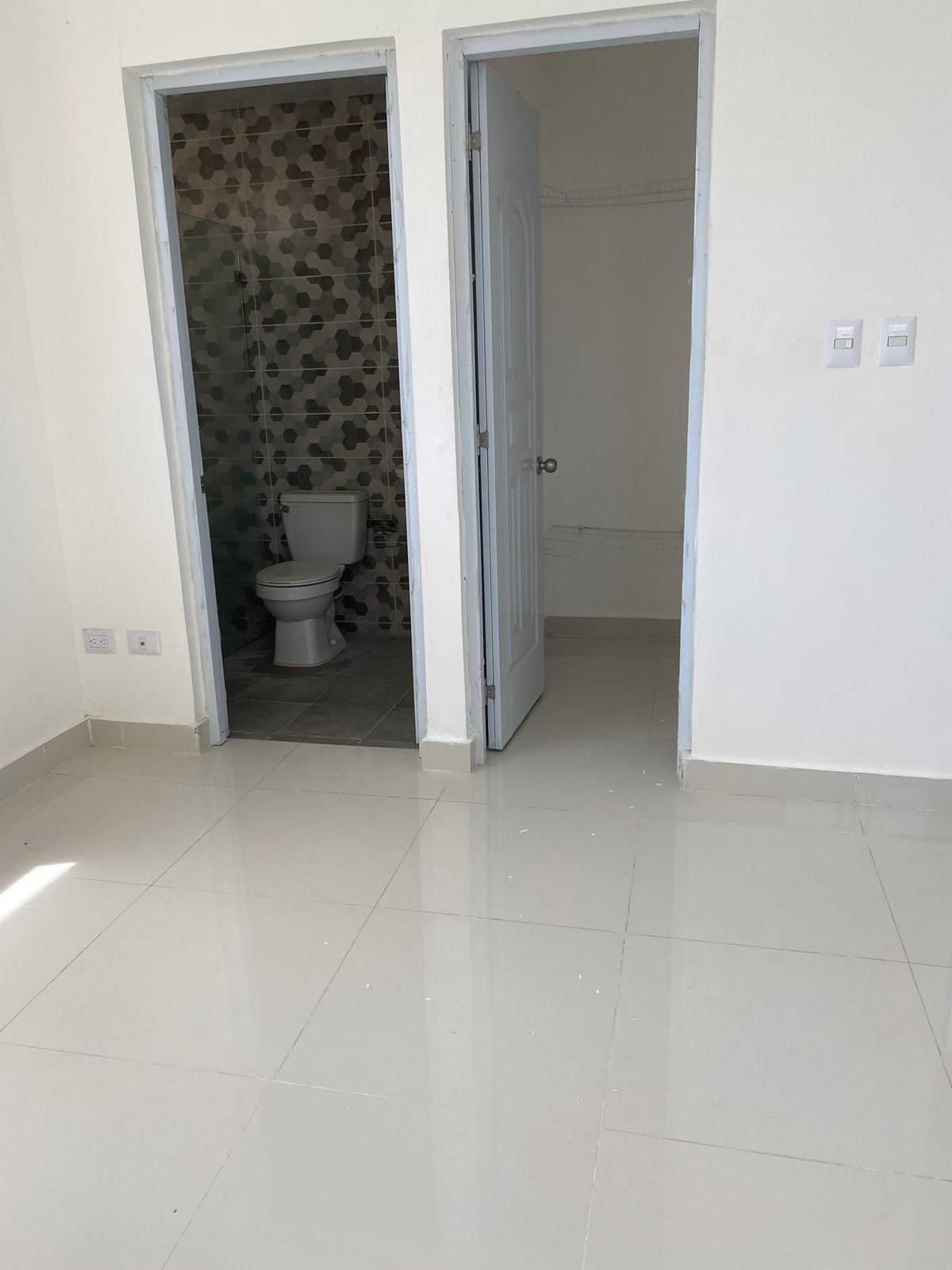 Alquiler apartamento de  3  habitaciones en la av Jacobo Majluta Foto 7253577-3.jpg