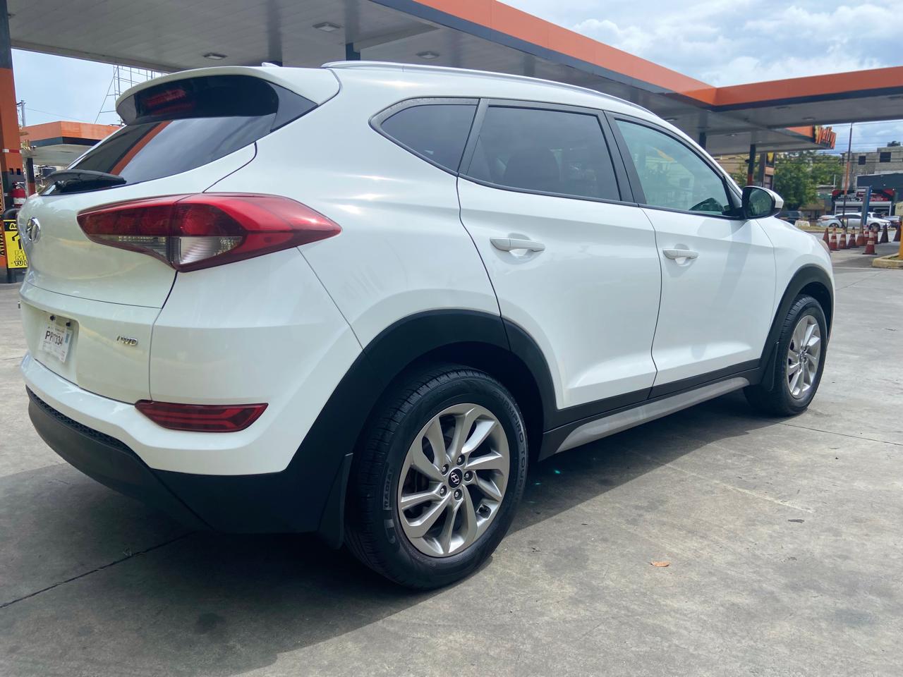 Hyundai Tucson 2018 recién importada 4x4 clean carfax Foto 7253928-4.jpg