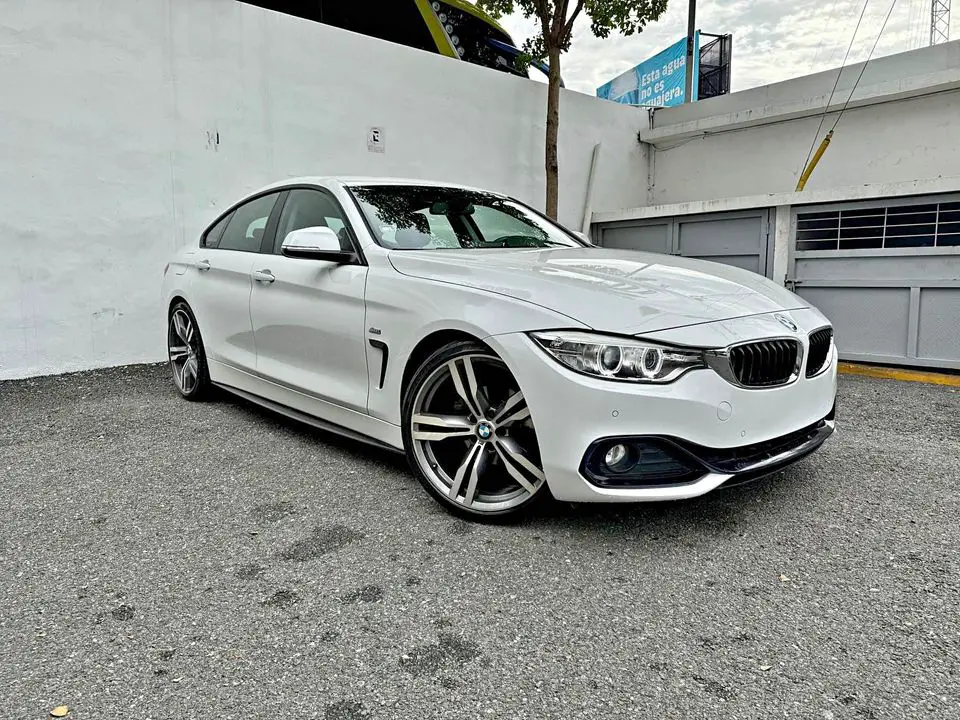 BMW 420i 2017 Gran Coupe Foto 7255208-12.jpg