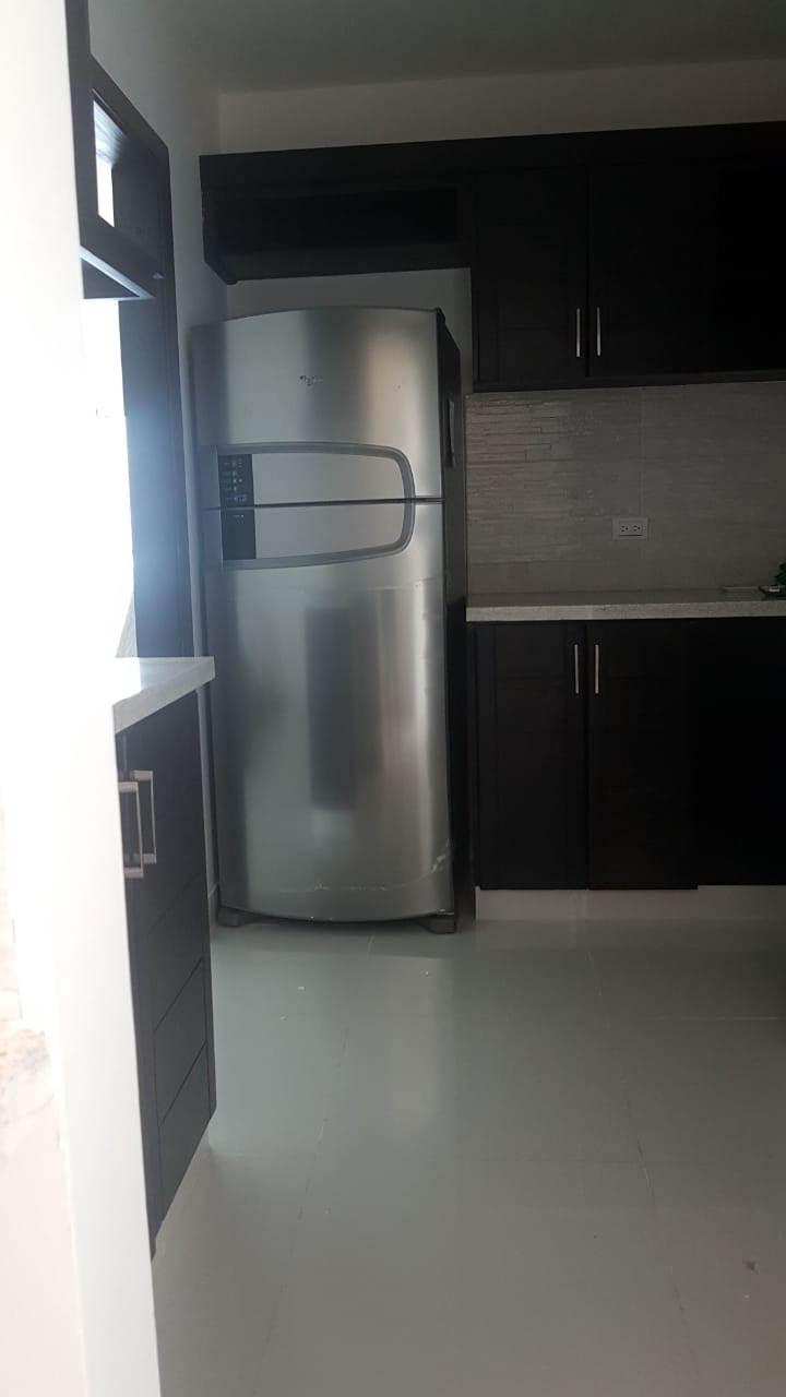 Vendo apartamento en el Residencial las cayenas Santo domingo este Foto 7256833-11.jpg