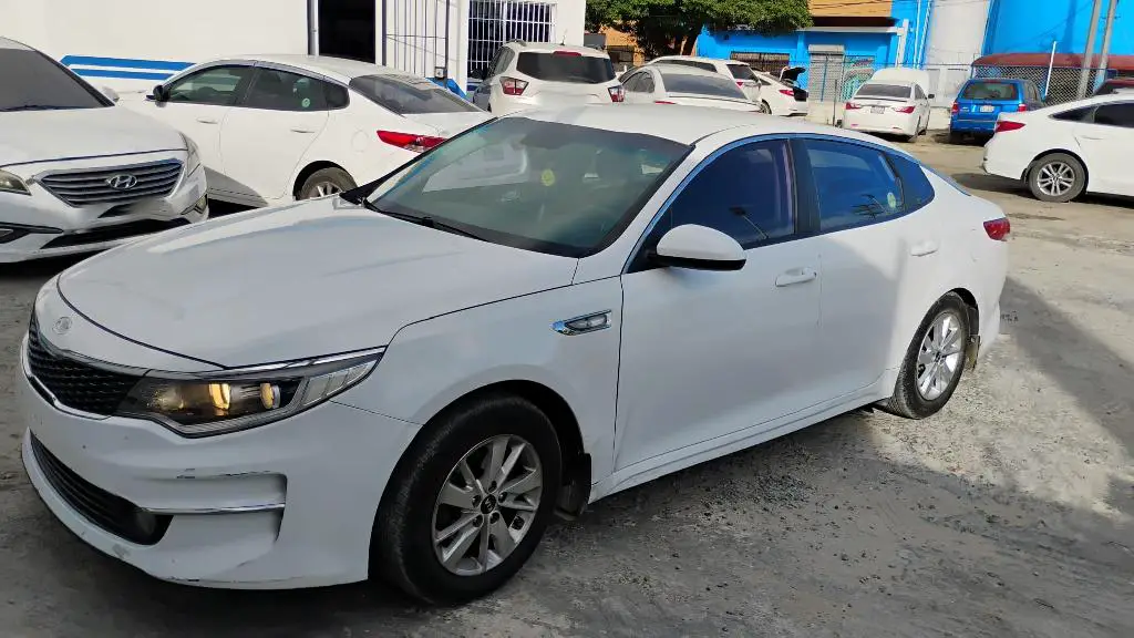 Kia K5 2018 glp de fabrica 280000 pesos por adelantado y 28 mensuales Foto 7259138-3.jpg