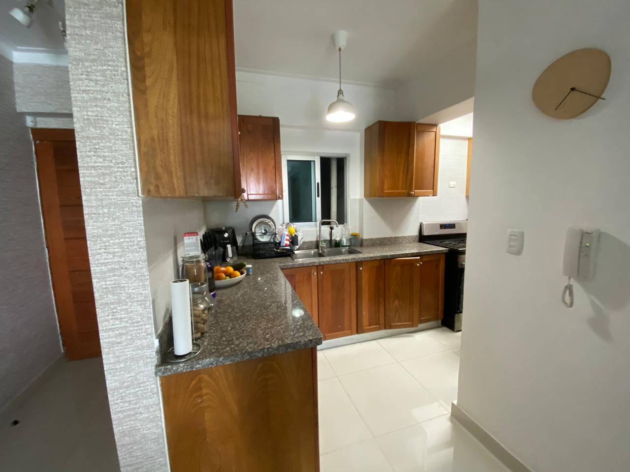 Apartamento en Evaristo Morales venta y alquiler 1 hab 1.5 baños 2 par Foto 7261973-8.jpg