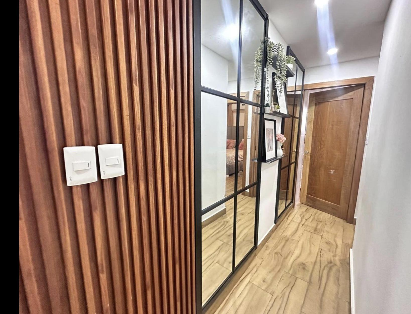 Hermoso Apartamento Amueblado  de Tres Niveles en Prado Oriental Foto 7262394-6.jpg