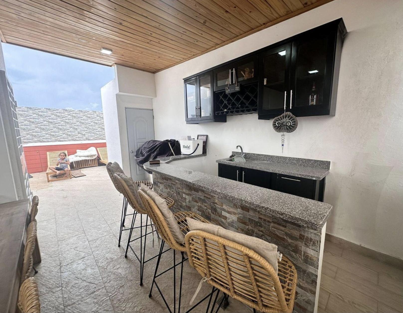 Hermoso Apartamento Amueblado  de Tres Niveles en Prado Oriental Foto 7262394-7.jpg