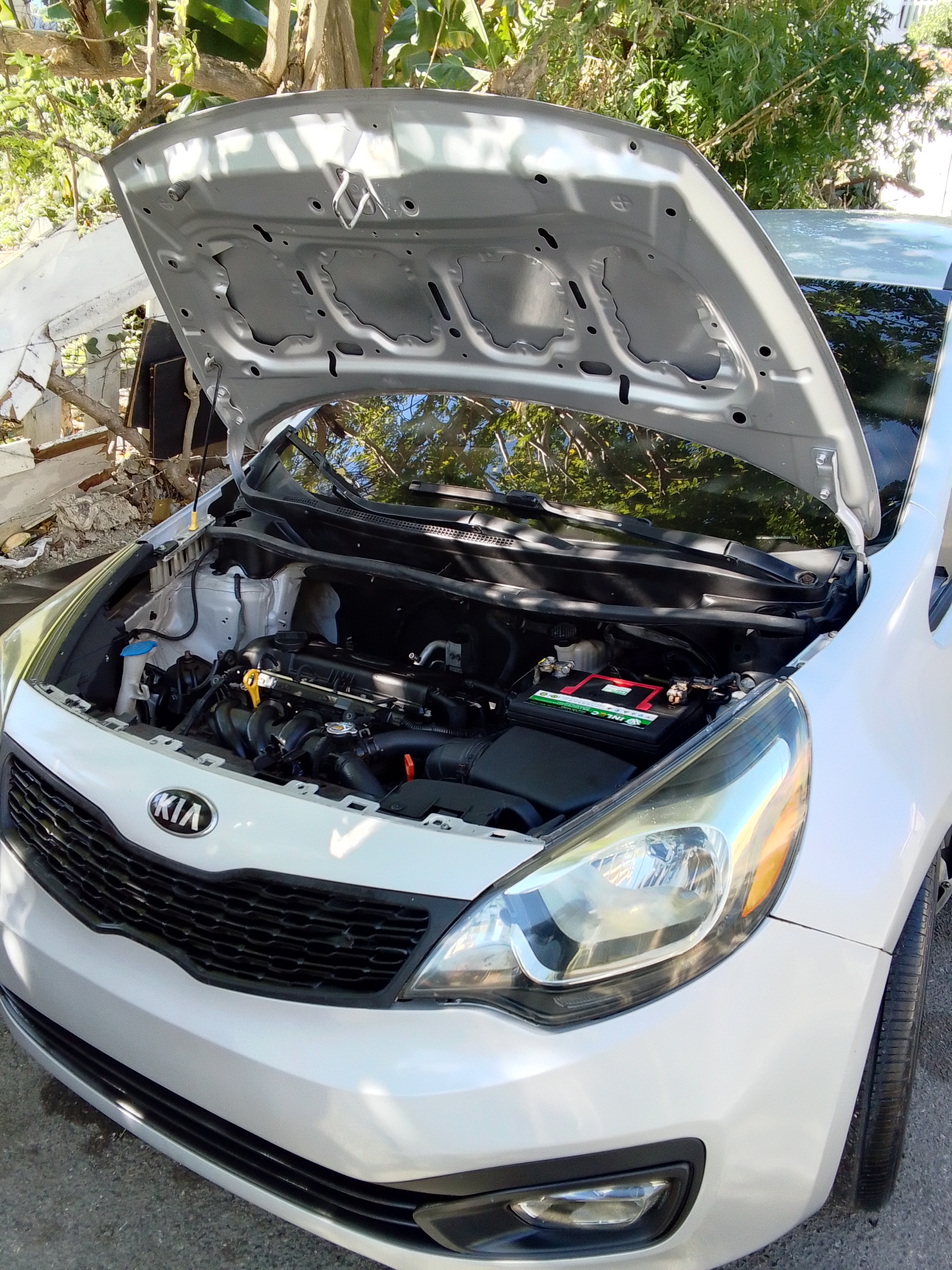 VENDO MI KIA RIO 2015 EN  465000 POR MOTIVO DE SUPERACION ESTA EN OPTI Foto 7262634-2.jpg