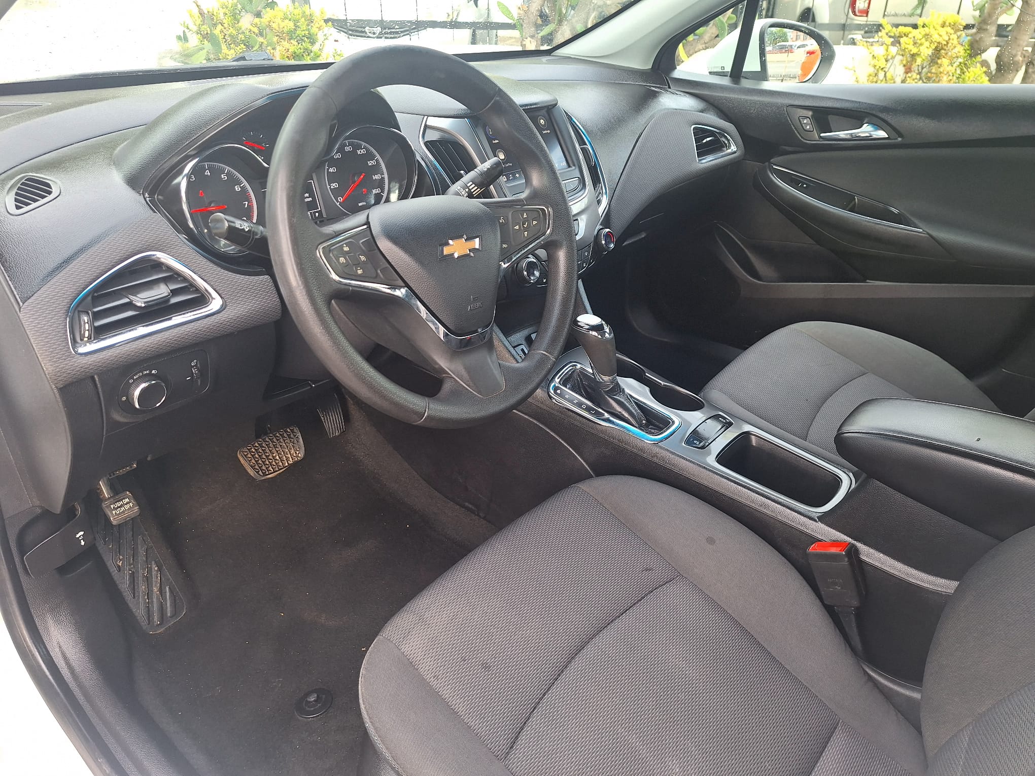 CHEVROLET CRUZE LT 2019 en Santo Domingo DN Foto 7262971-7.jpg