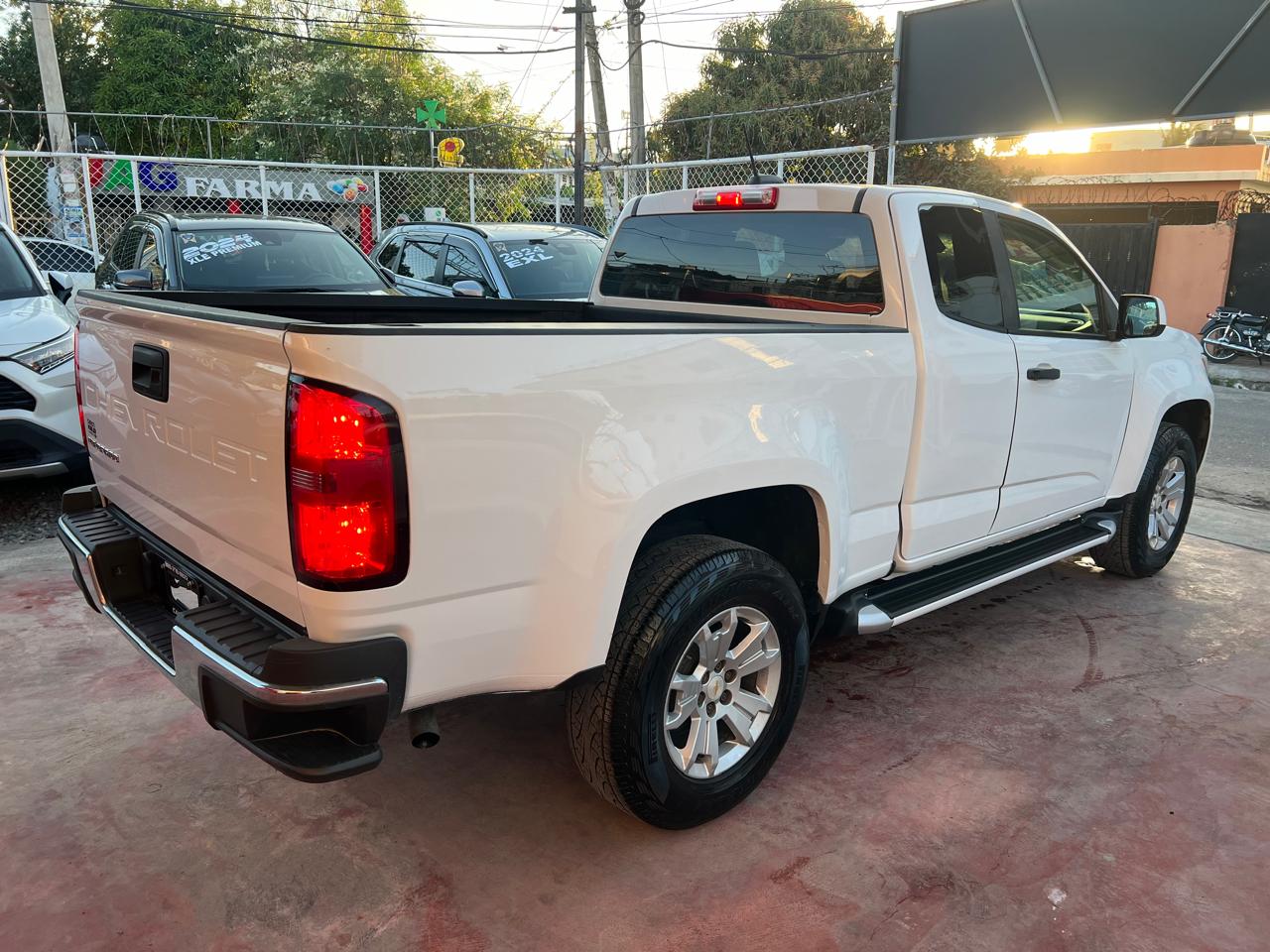 CHEVROLET COLORADO 2021  CLEAN CARFAX  MOTOR 4 CILINDR PRECIO OFERTA 1 Foto 7264295-13.jpg