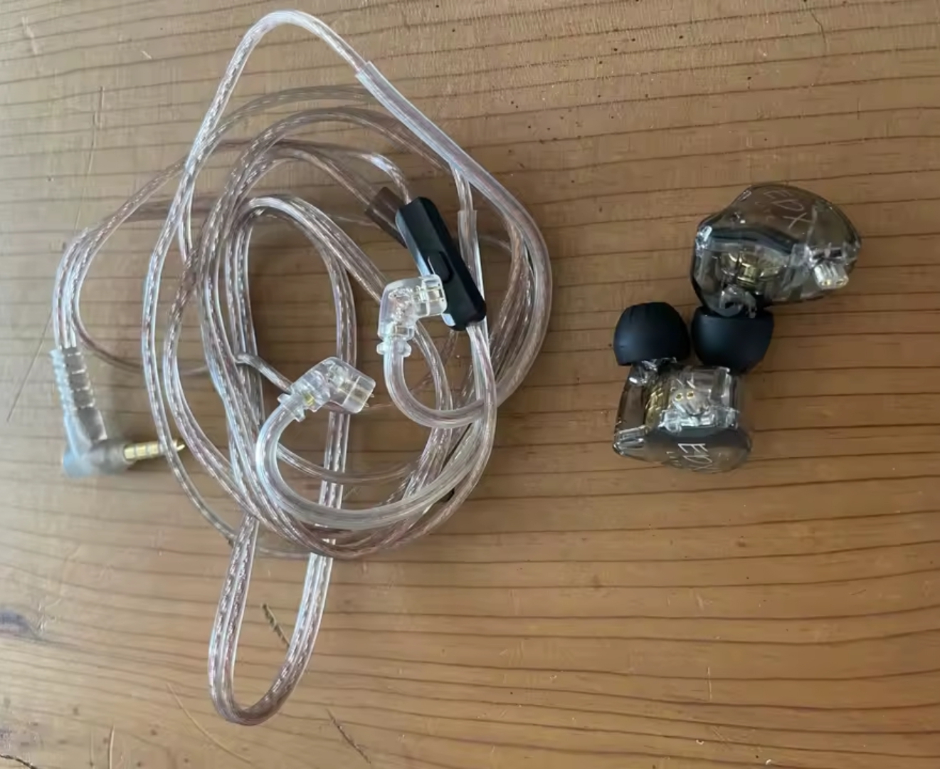 KZ EDX Lite in-ear monitor para músicos y auricular para video juegos  Foto 7265751-6.jpg