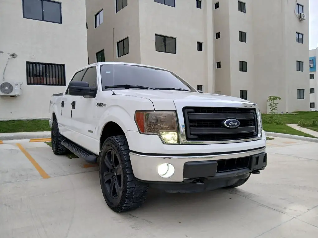 Se Vende Ford F150 Doble Cabina Ecoboost 2014 inf whatsapp 829-267-491 Foto 7268729-2.jpg