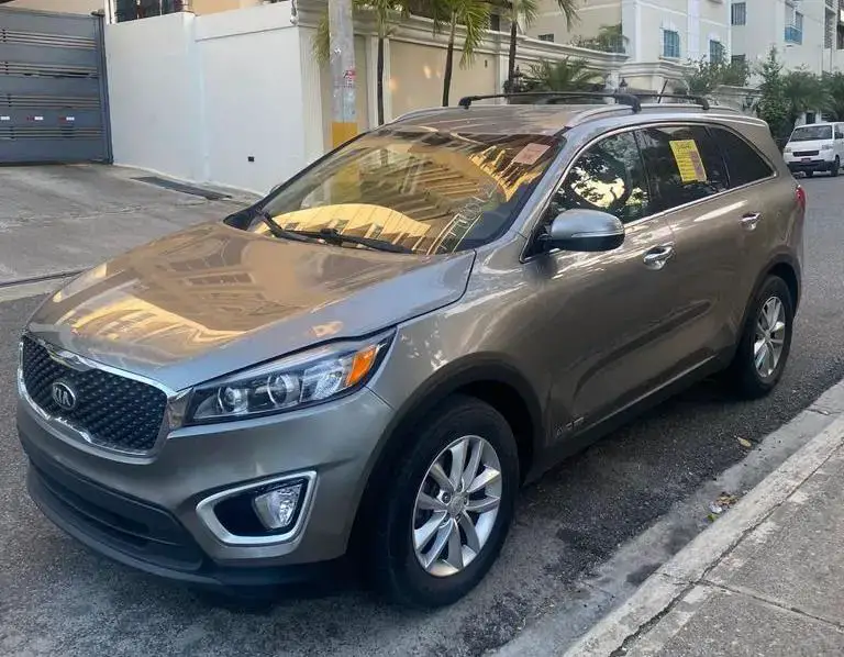 Kia Sorento 2017. 4x4. 3 filas de asientos. IMPORTADA!!! Foto 7269792-1.jpg