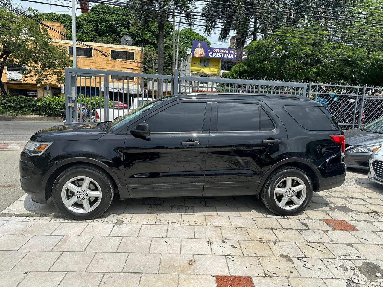 FORD EXPLORER NEGRA 2018 AMERICANO RECIEN IMPORTADO Foto 7269836-5.jpg