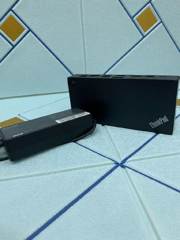 lenovo thinkpad USB-C DOCK GEN 2 Foto 7270060-1.jpg