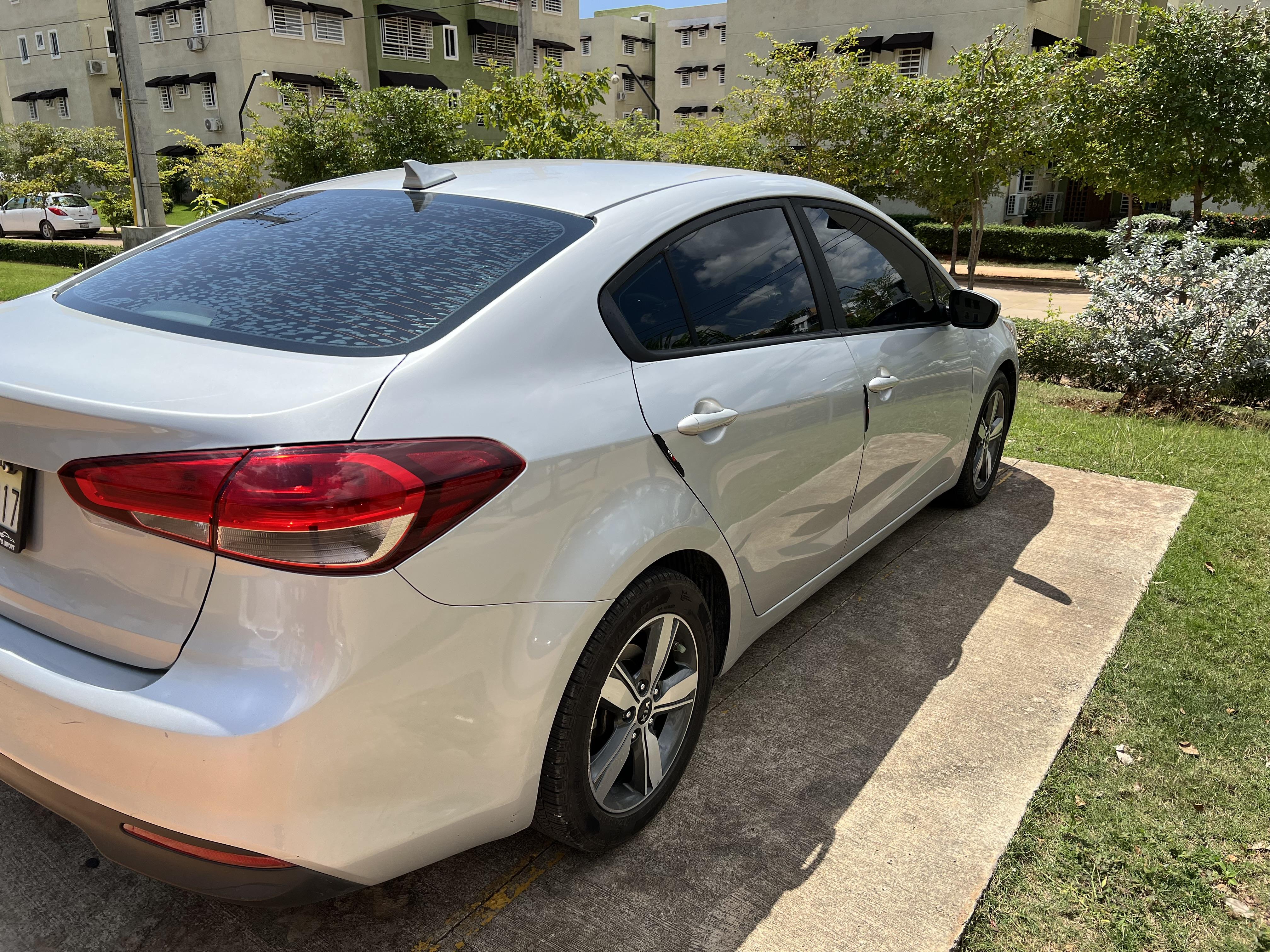 Kia Forte 2018  Foto 7270602-12.jpg