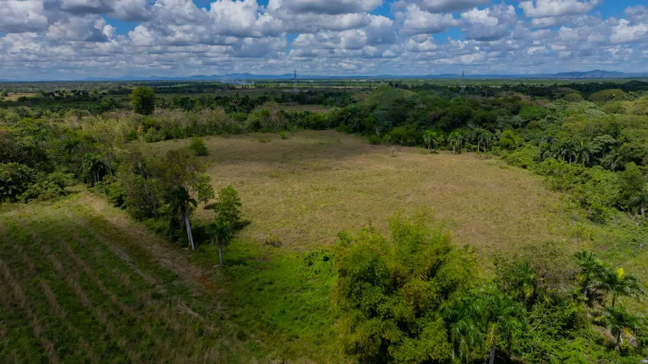 Finca de 1700 tareas con vocación Agrícola y Ganadera en carretera Gue Foto 7270834-5.jpg