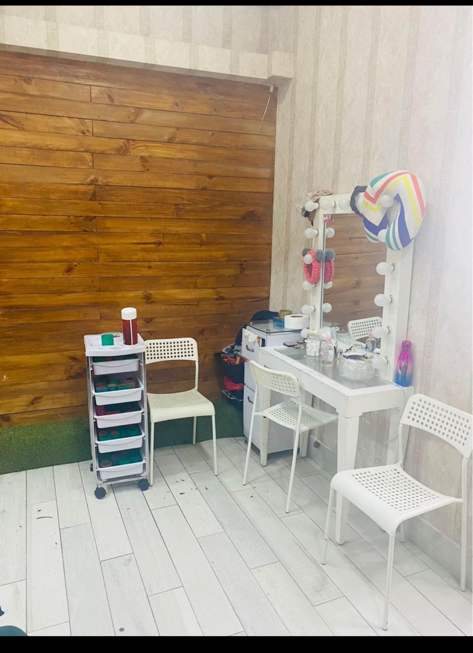 Vendo Punto Comercial Salón de Belleza Totalmente Amueblado Foto 7271489-3.jpg