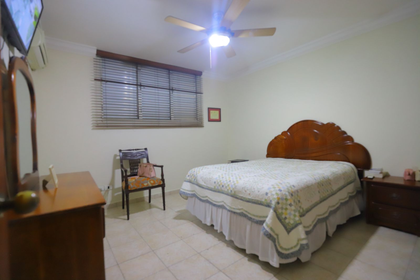 Vendo Apartamento en Urb. Fernandez  Santo Domingo  3 habs.  2 baños   Foto 7271998-5.jpg