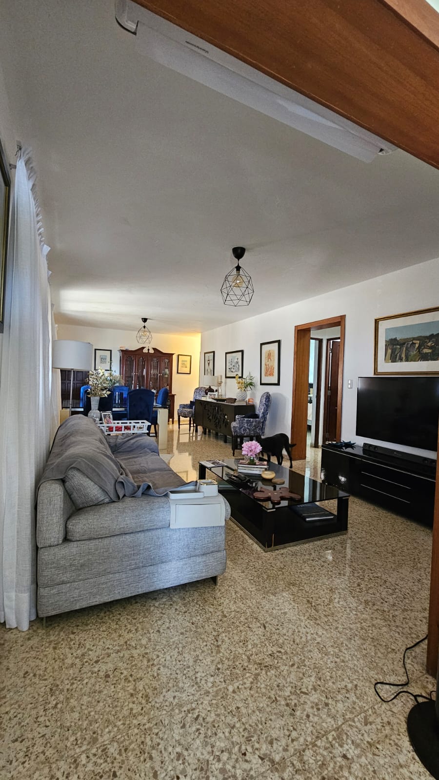 Apartamento de 3 Habitaciones en Venta en la Zona Universitaria.  Foto 7273419-4.jpg
