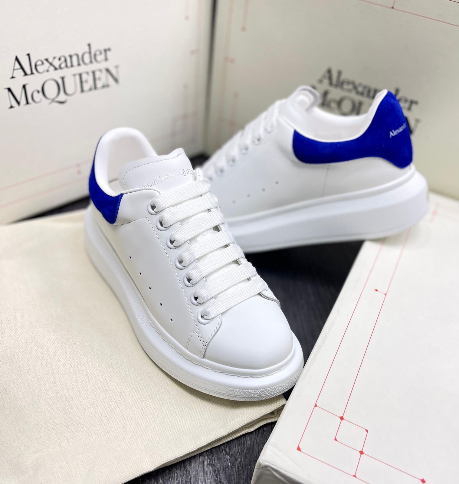 Sneakers Tenis Teni Alexander McQueen Ultimately 2025 Foto 7274891-5.jpg