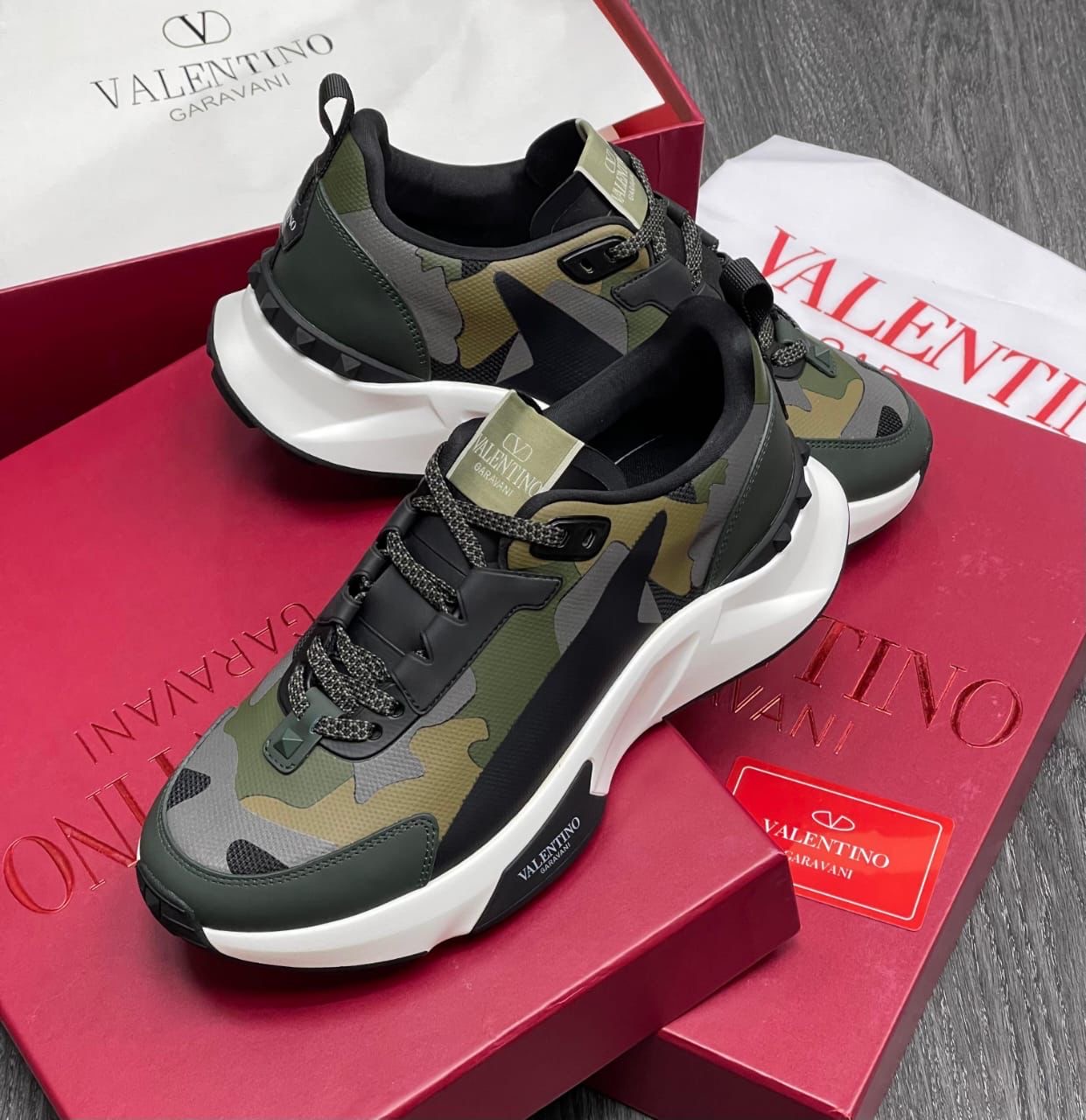 Sneakers Tenis Teni Valentino Garavani Ultimately 2025 Foto 7274917-4.jpg