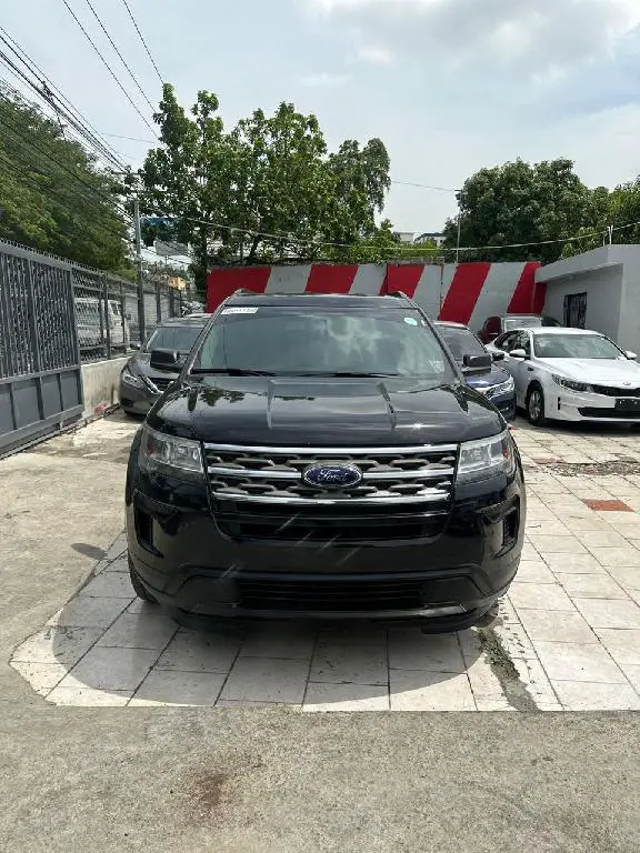 FORD EXPLORER NEGRA 2018 AMERICANO RECIEN IMPORTADO Foto 7275033-2.jpg