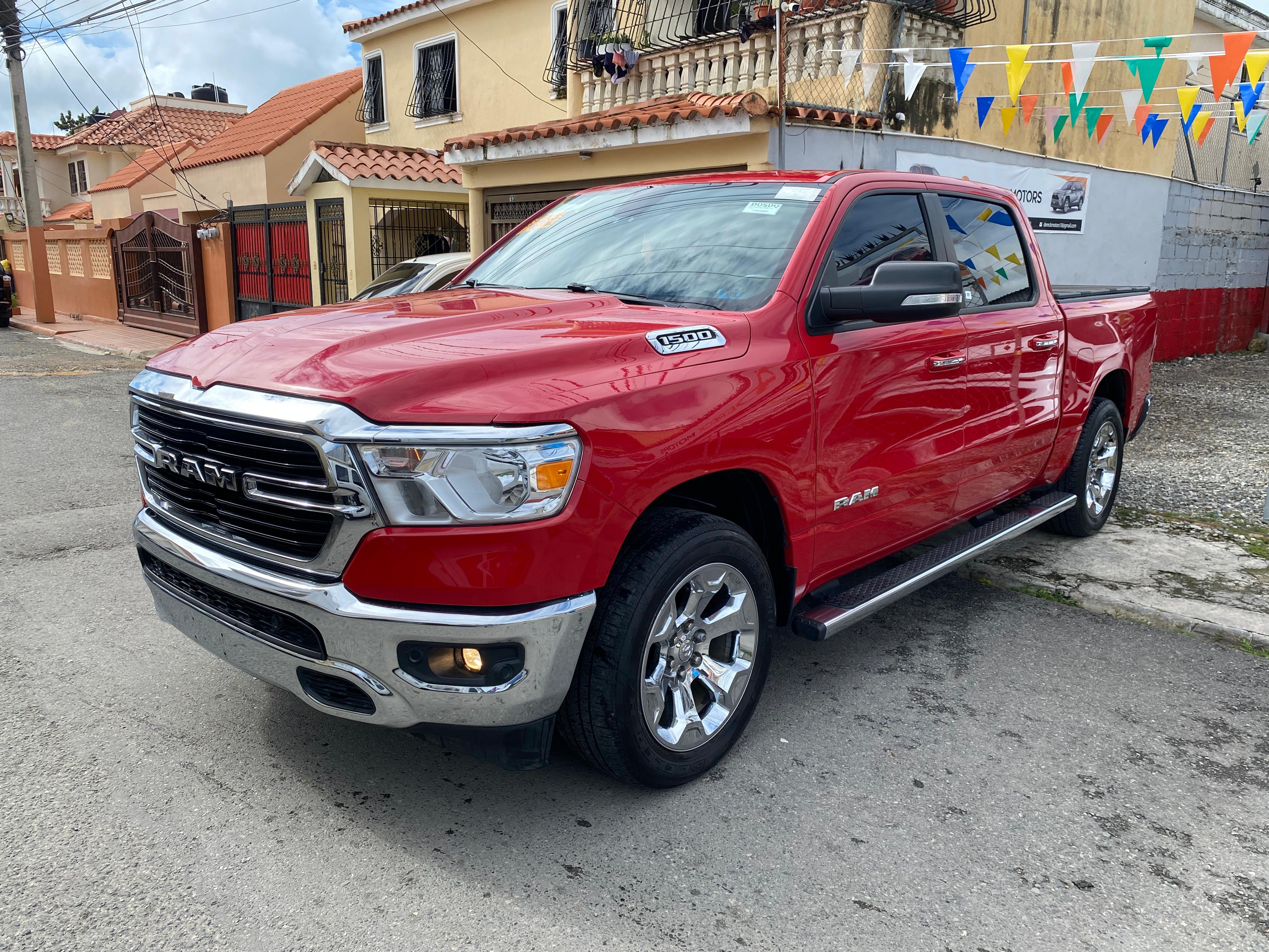 DODGE RAM 1500 BIGHORN 2019 Foto 7275101-2.jpg