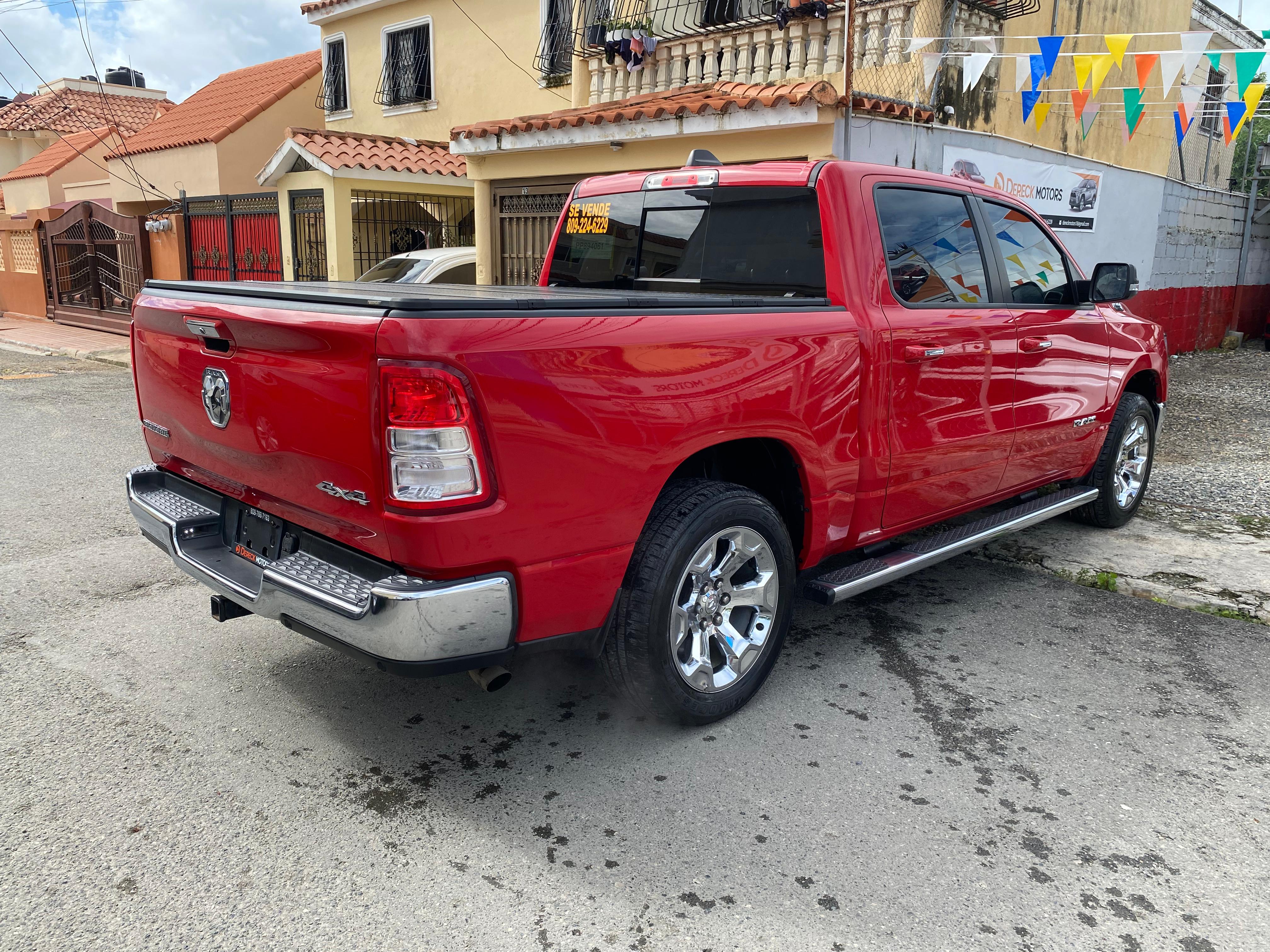 DODGE RAM 1500 BIGHORN 2019 Foto 7275101-4.jpg
