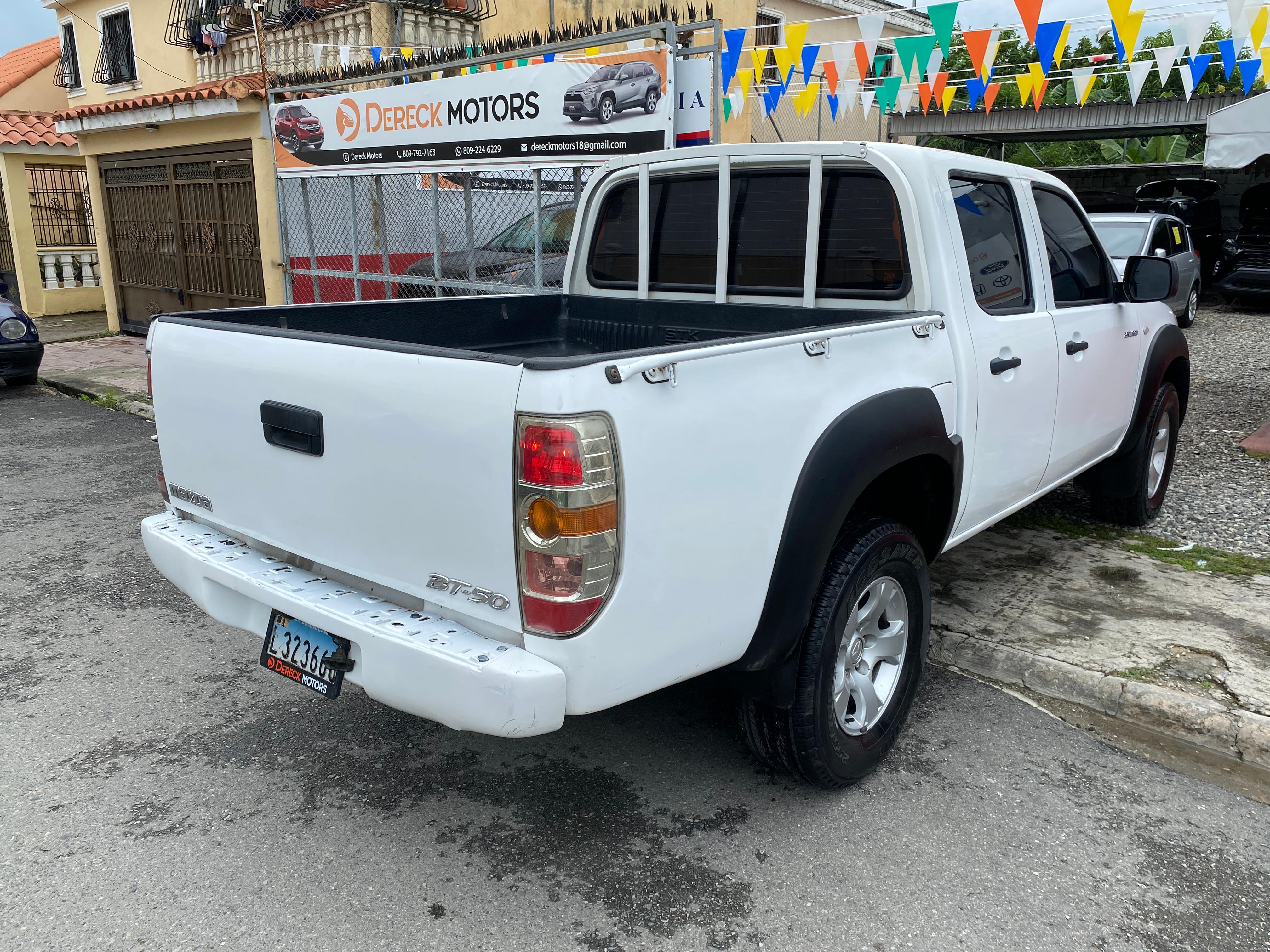 MAZDA BT 50 2013 Foto 7275103-4.jpg