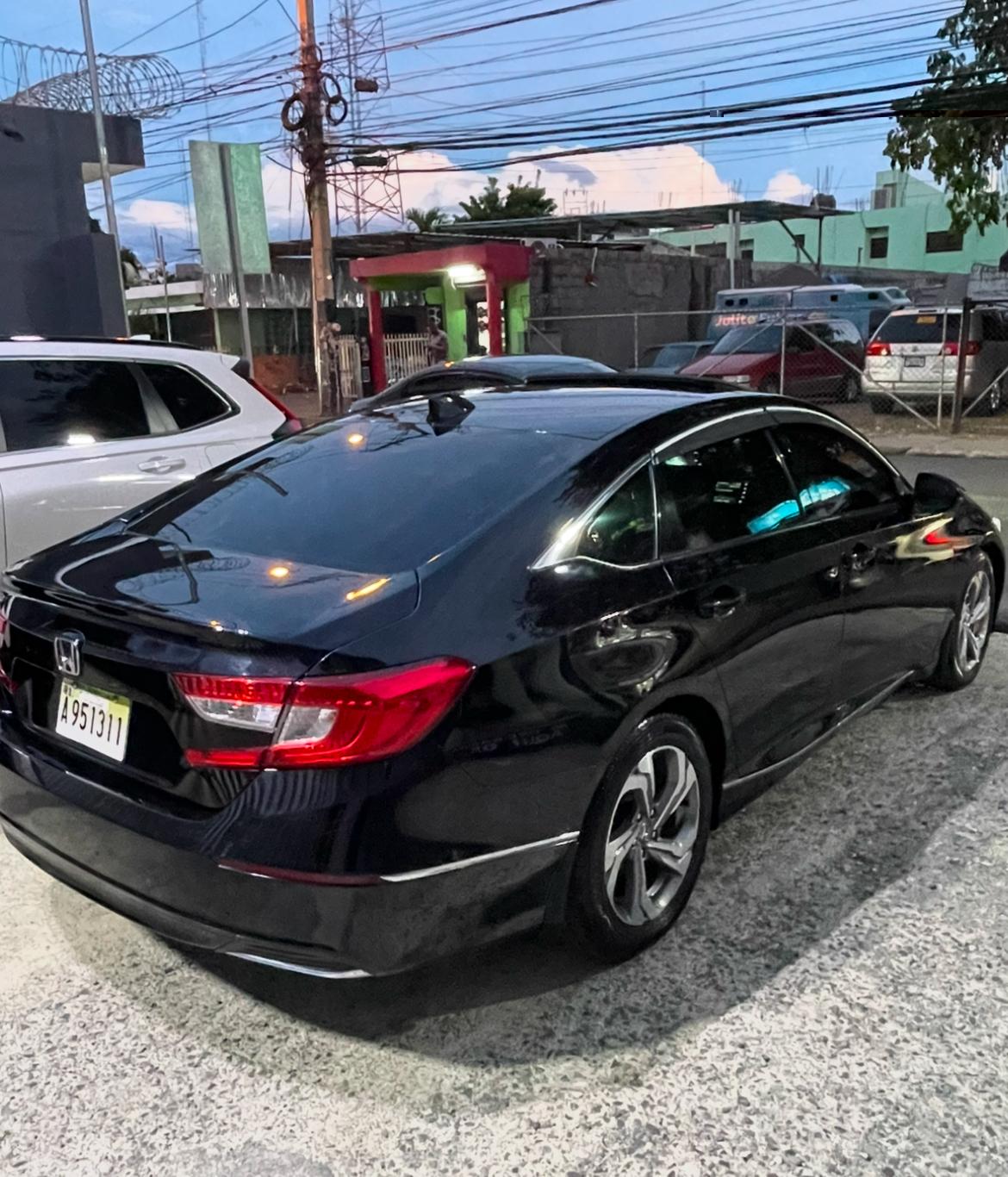 Honda Accord EX-L 1.5 2018 en Peravia Foto 7275130-4.jpg