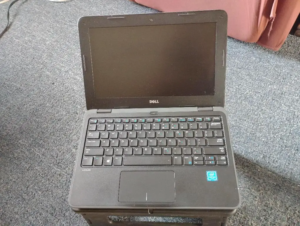DELL 3180 11 PULG  Foto 7275170-1.jpg