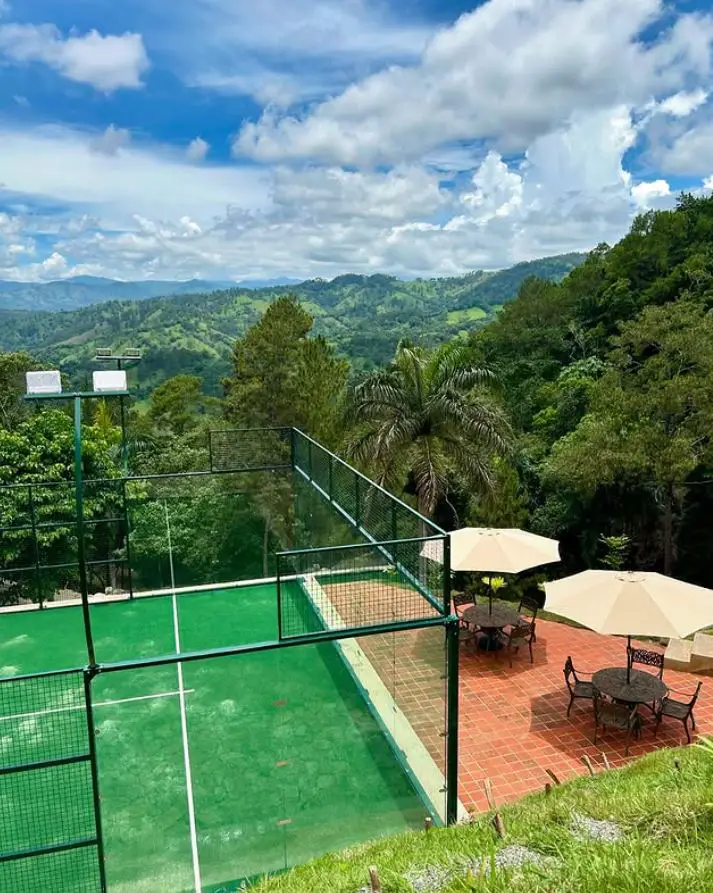 Villa Nueva a Estrenar en Venta en Jarabacoa con Vista a las Montañas Foto 7275286-2.jpg