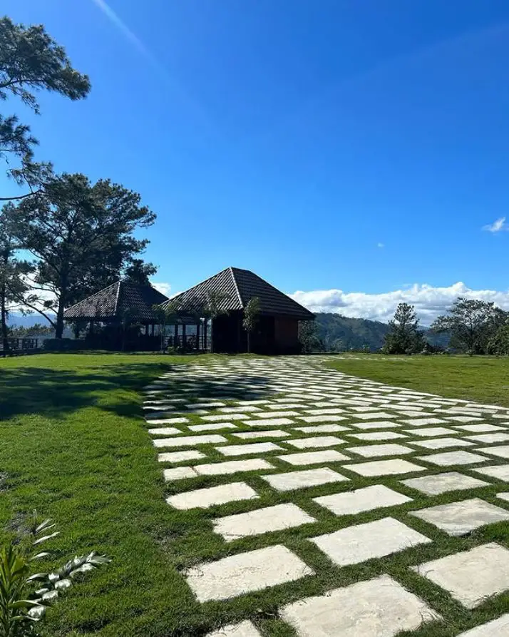 Villa Nueva a Estrenar en Venta en Jarabacoa con Vista a las Montañas Foto 7275286-4.jpg