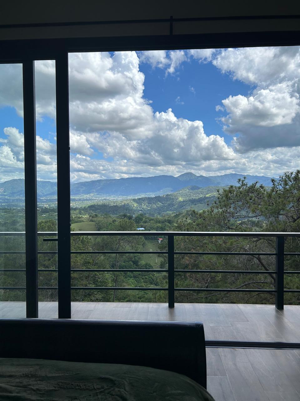 Villa Nueva a Estrenar en Venta en Jarabacoa con Vista a las Montañas Foto 7275286-9.jpg