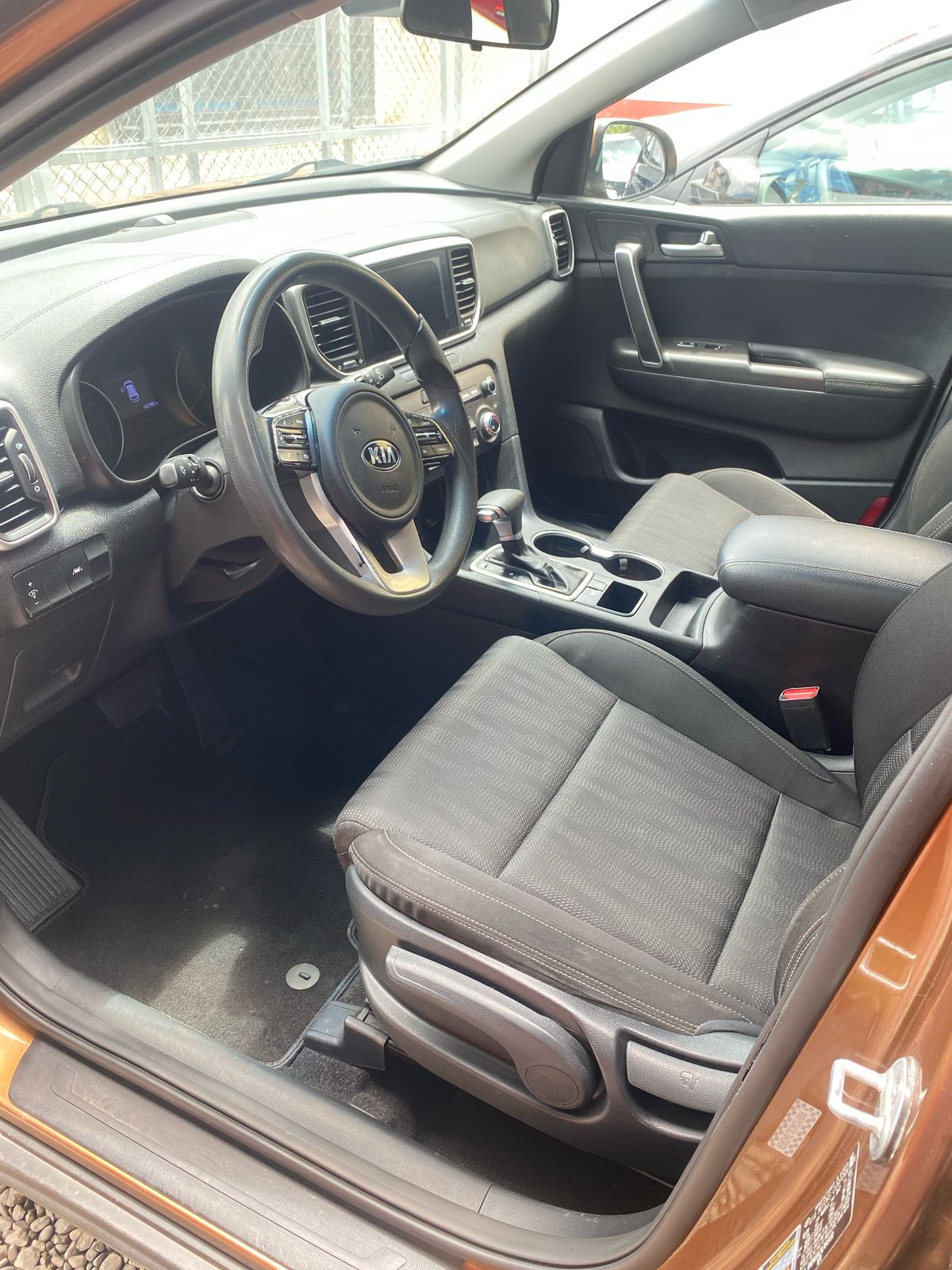 KIA SPORTAGE LX 2020 Foto 7275290-6.jpg